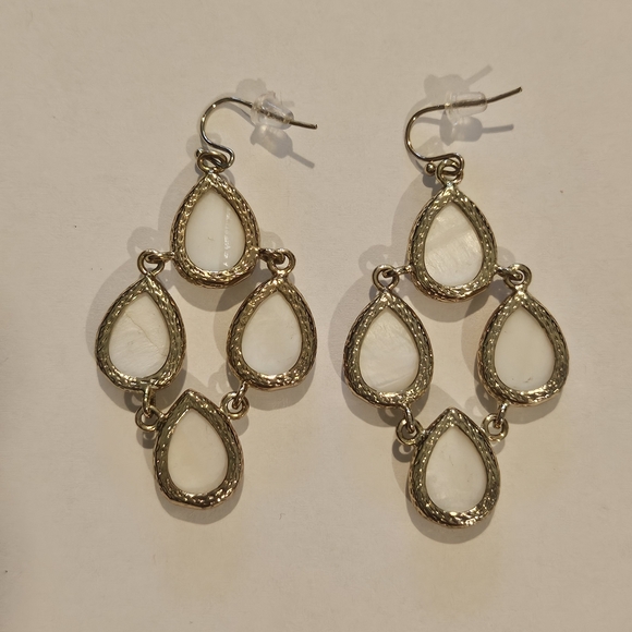 NEW White Gold Earrings Bridal Wedding Feminine Neutral Summer Vacation Party - Picture 5 of 5